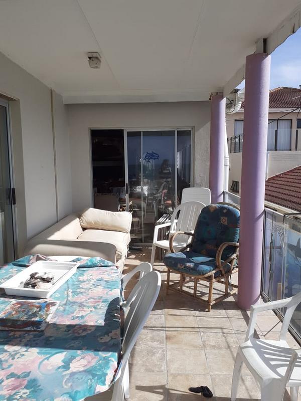 8 Bedroom Property for Sale in Jongensfontein Western Cape